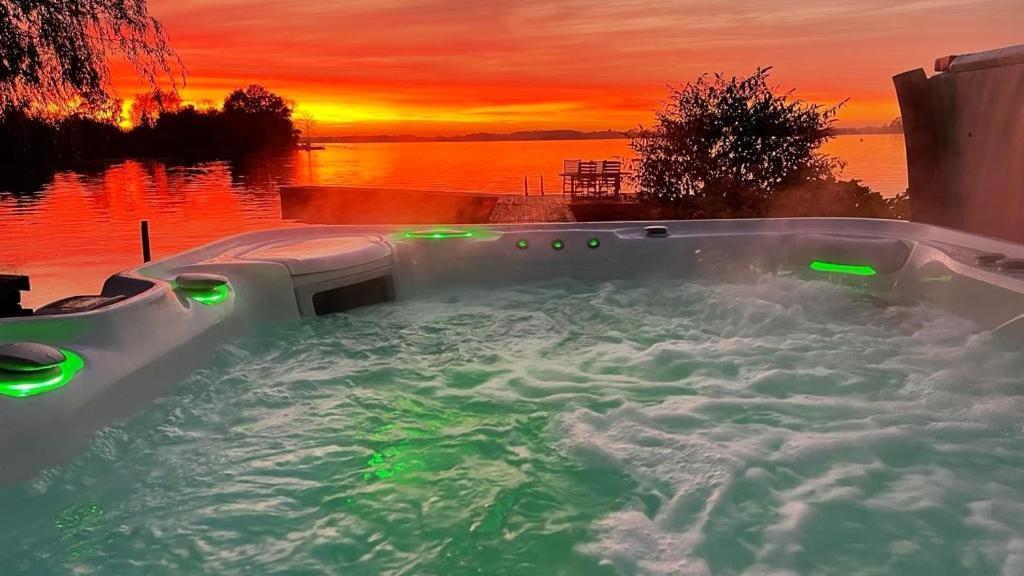 Villa Braas Breukeleveen エクステリア 写真